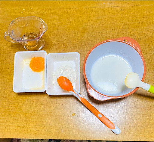 離乳食39日目　2回目　にんじんとうふミルクがゆ