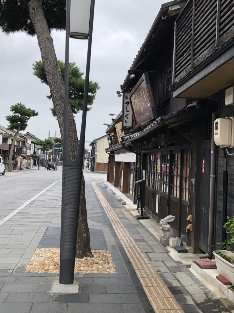 出雲ぜんざい　麻倉葉通学路